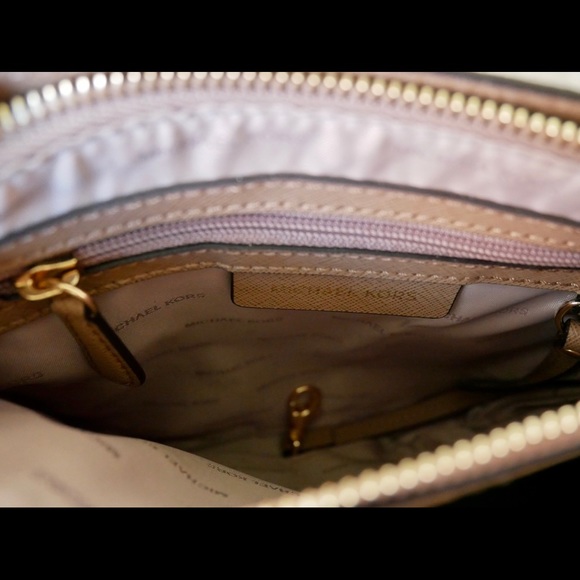 Michael Kors Mercer 2Way Handbag - Picture 6 of 14